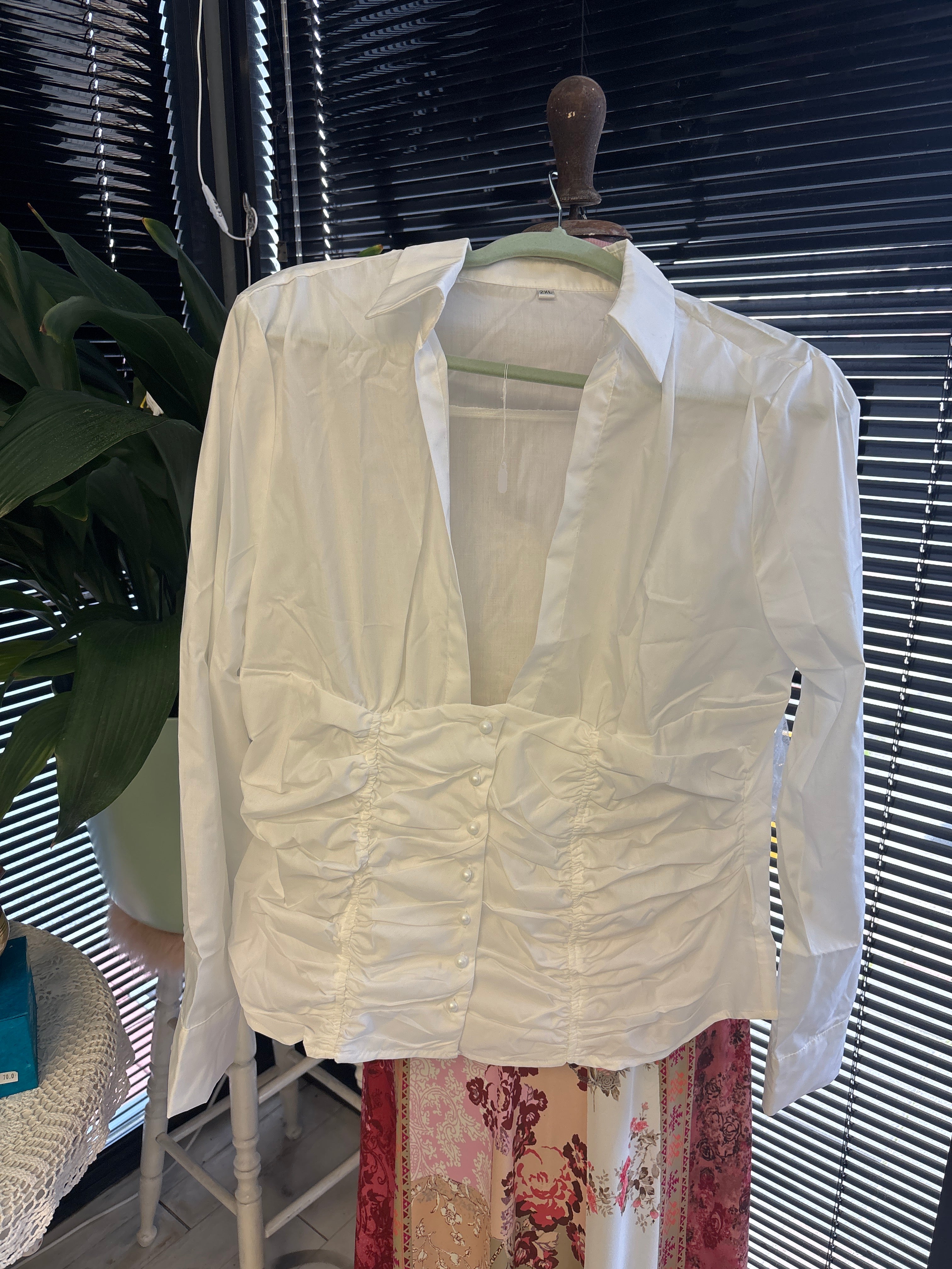 White top 2 XL