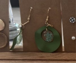EARRINGS - Green metal