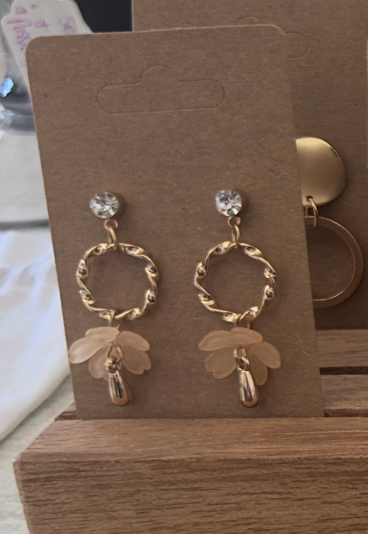 EARRINGS - apricot flowers & circles