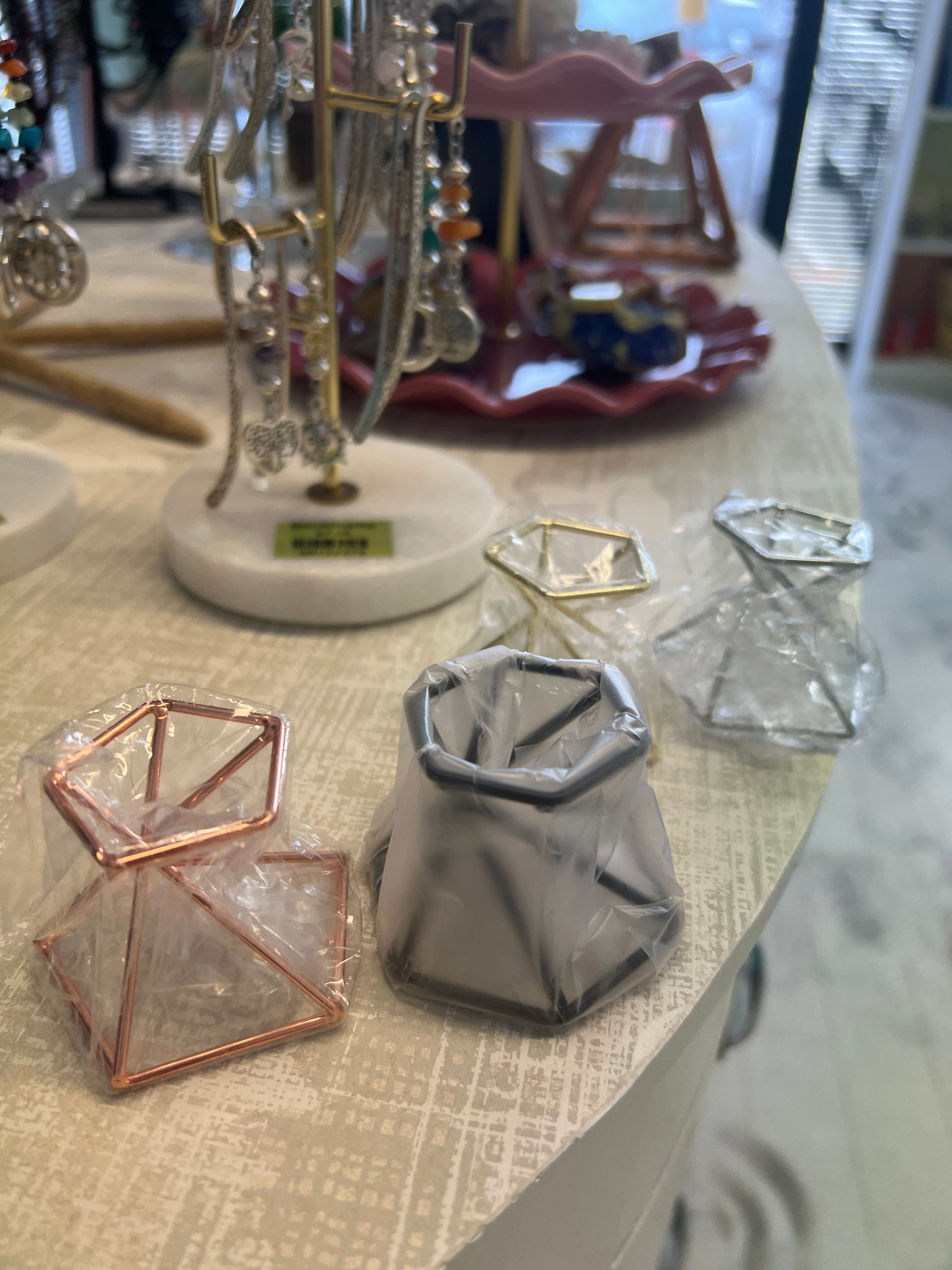 Metal Sphere Holder