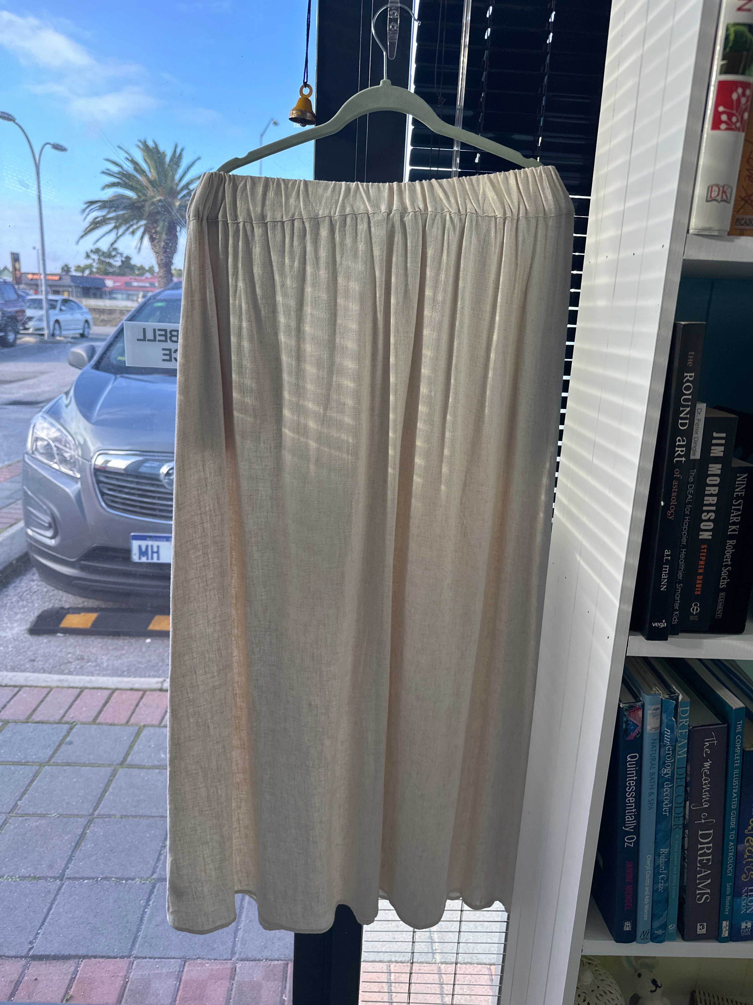Cream Linen MAXI SKIRT sz10