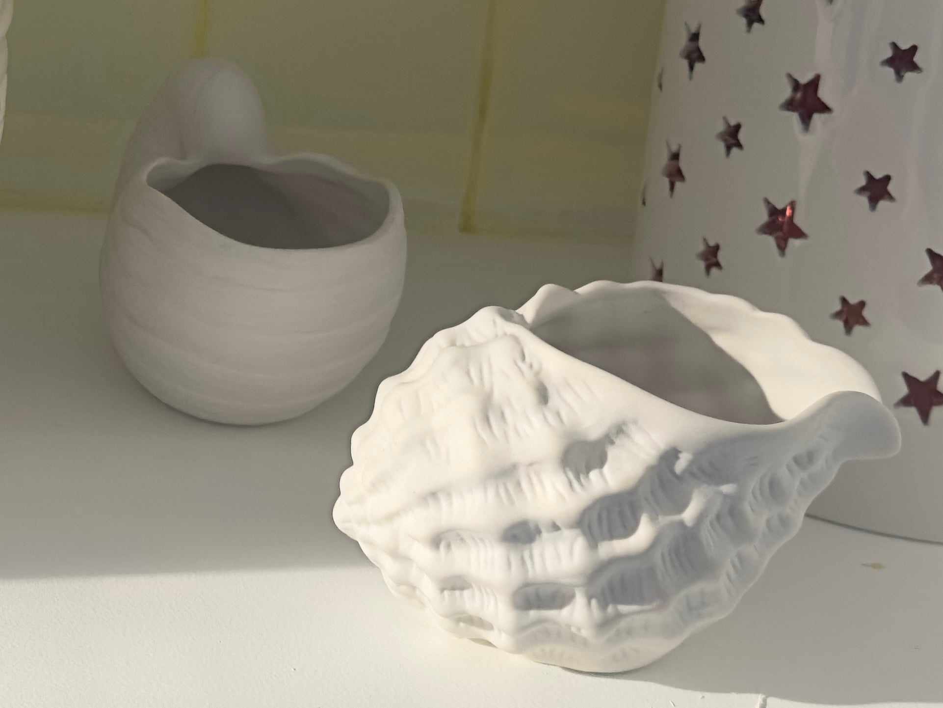 Seashell Ceramic holder/cup